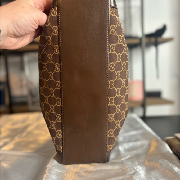 Gucci Tote🤎 - Picture 5 of 8